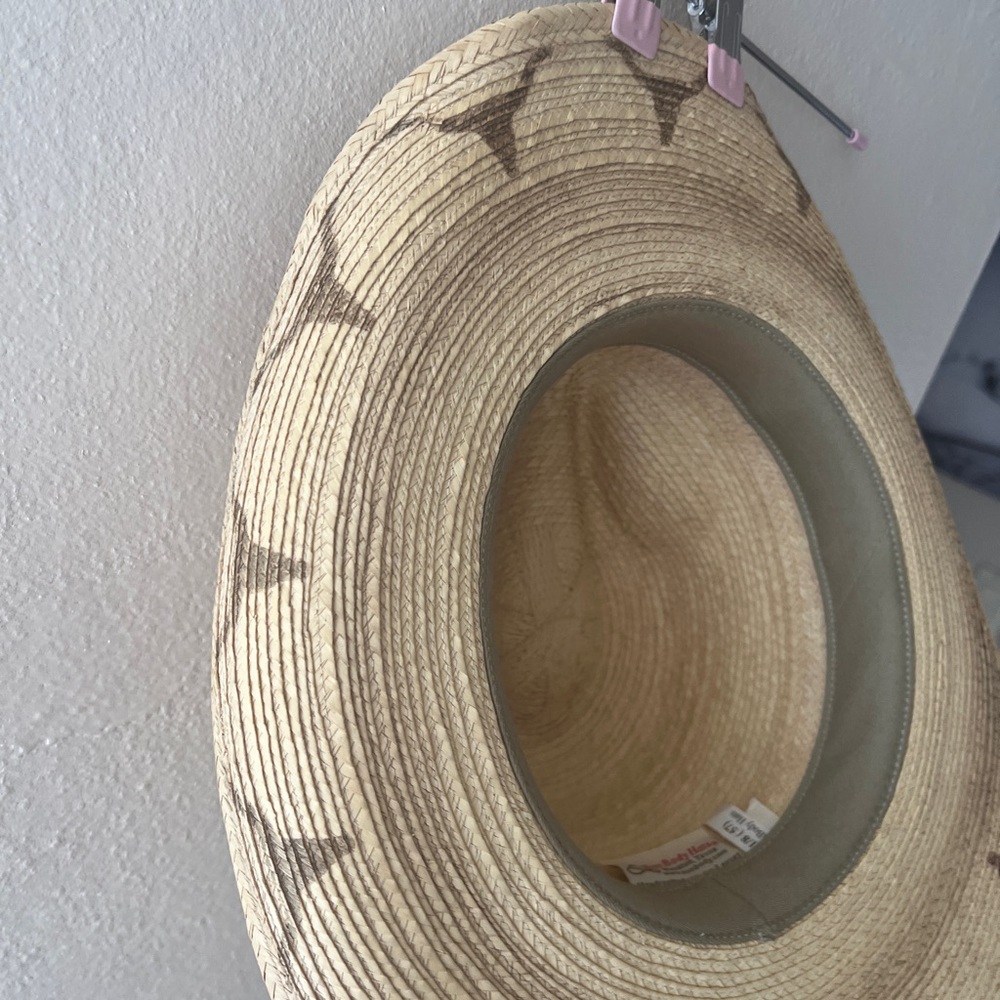 Handcrafted Cowgirl/Cowboy Hat by Sun Body Hats Texas